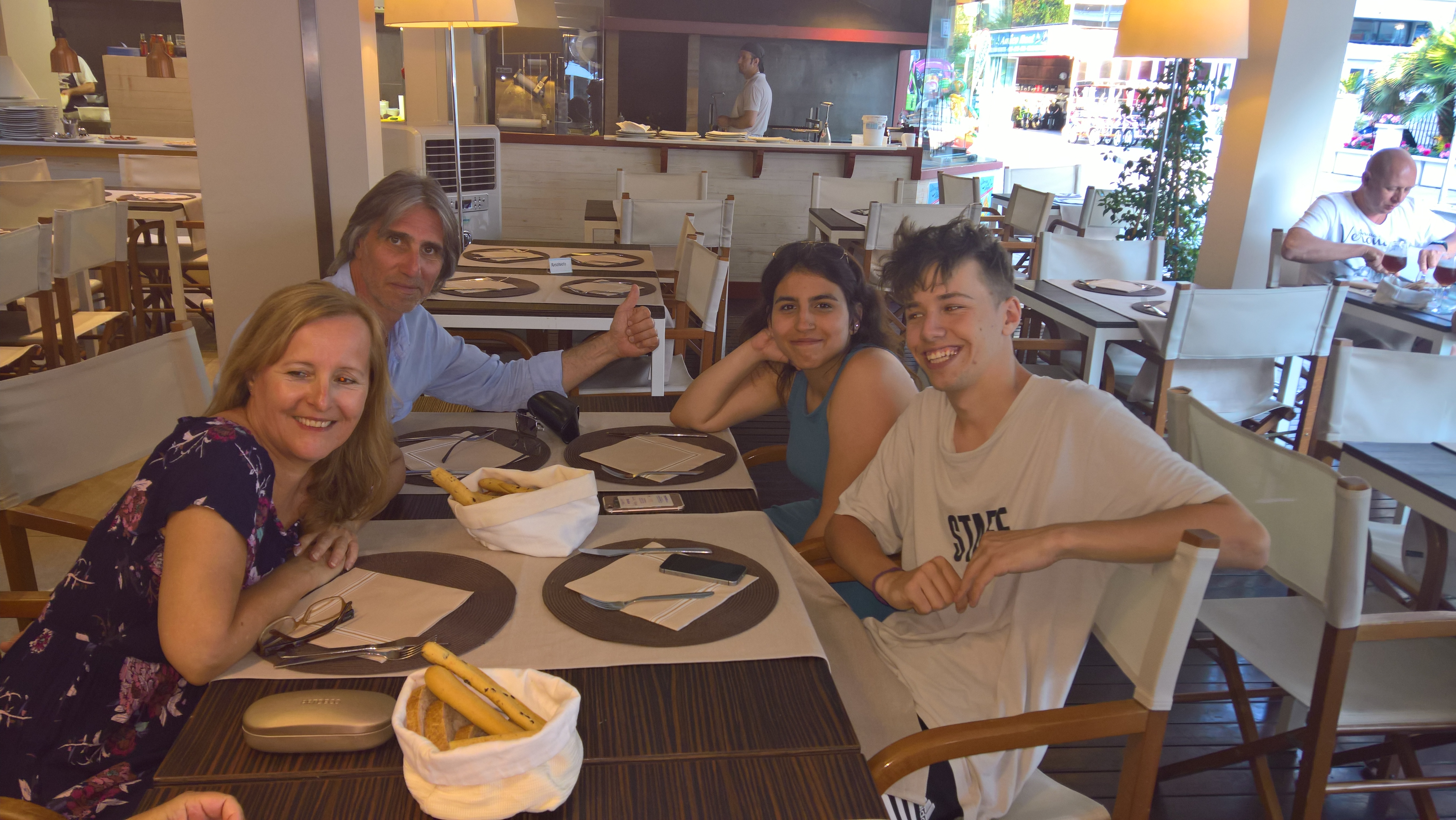 WP 20170616 19 44 08 Rich